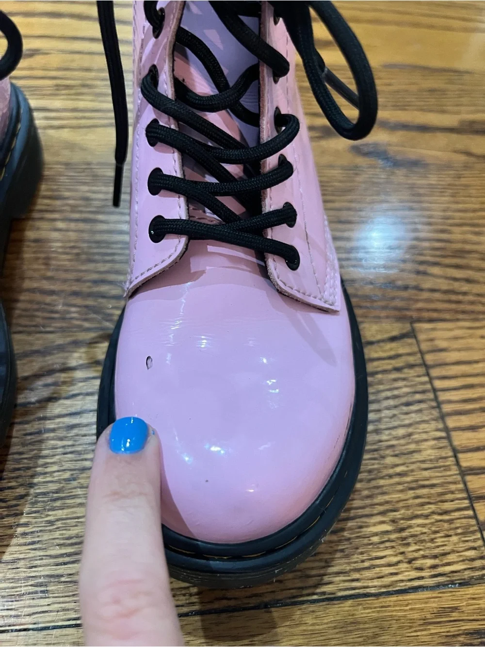 Dr. Martens Kids  1460 Patent Leather Boots Sz 2 Pale Pink Airwalk Combat Boots